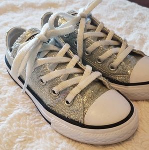 girls silver glitter converse